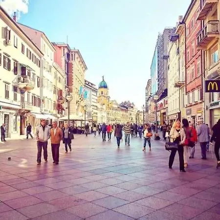 Julija 1 * Rijeka