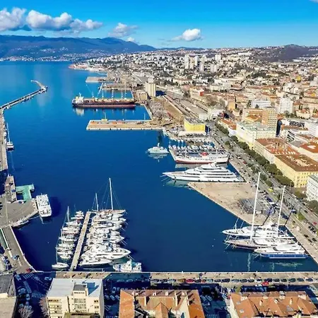 Julija 1 Apartamento Rijeka