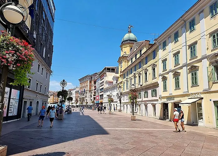 Julija 1 * Rijeka