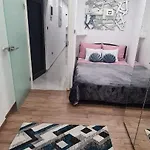 Julija 1 Apartment